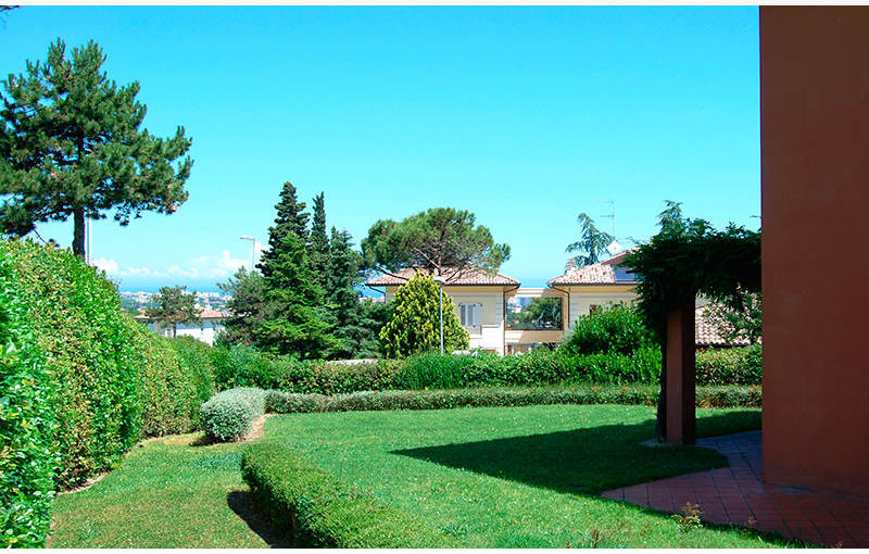 residence con giardino riccione