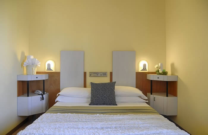 hotel riccione camere con aria condizionata