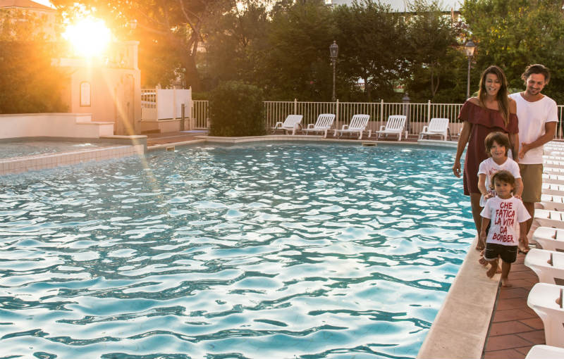 hotel riccione con piscina privata